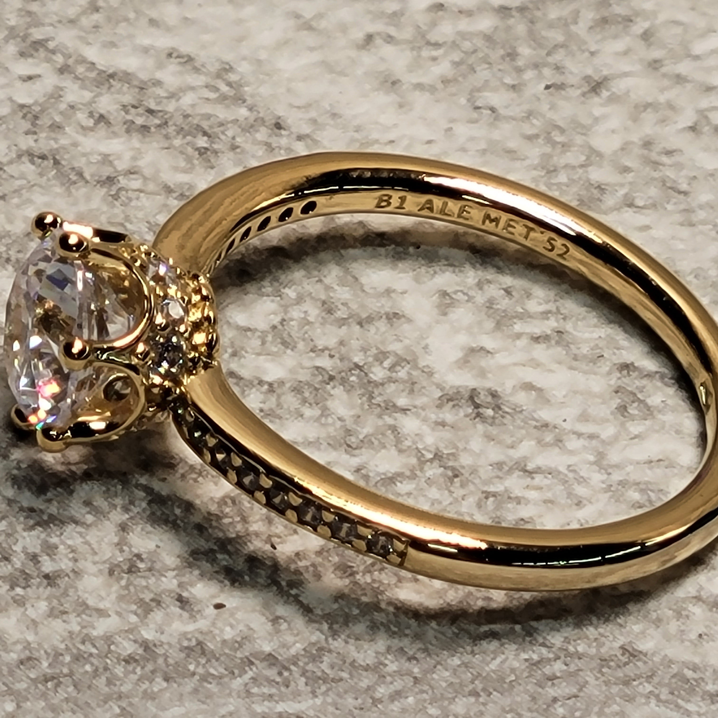 PANDORA Clear Sparkling Crown Solitaire Ring, Sz 6 (7834417758446)